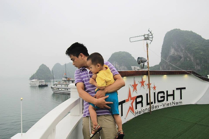 high broadsides for children on halong cruises